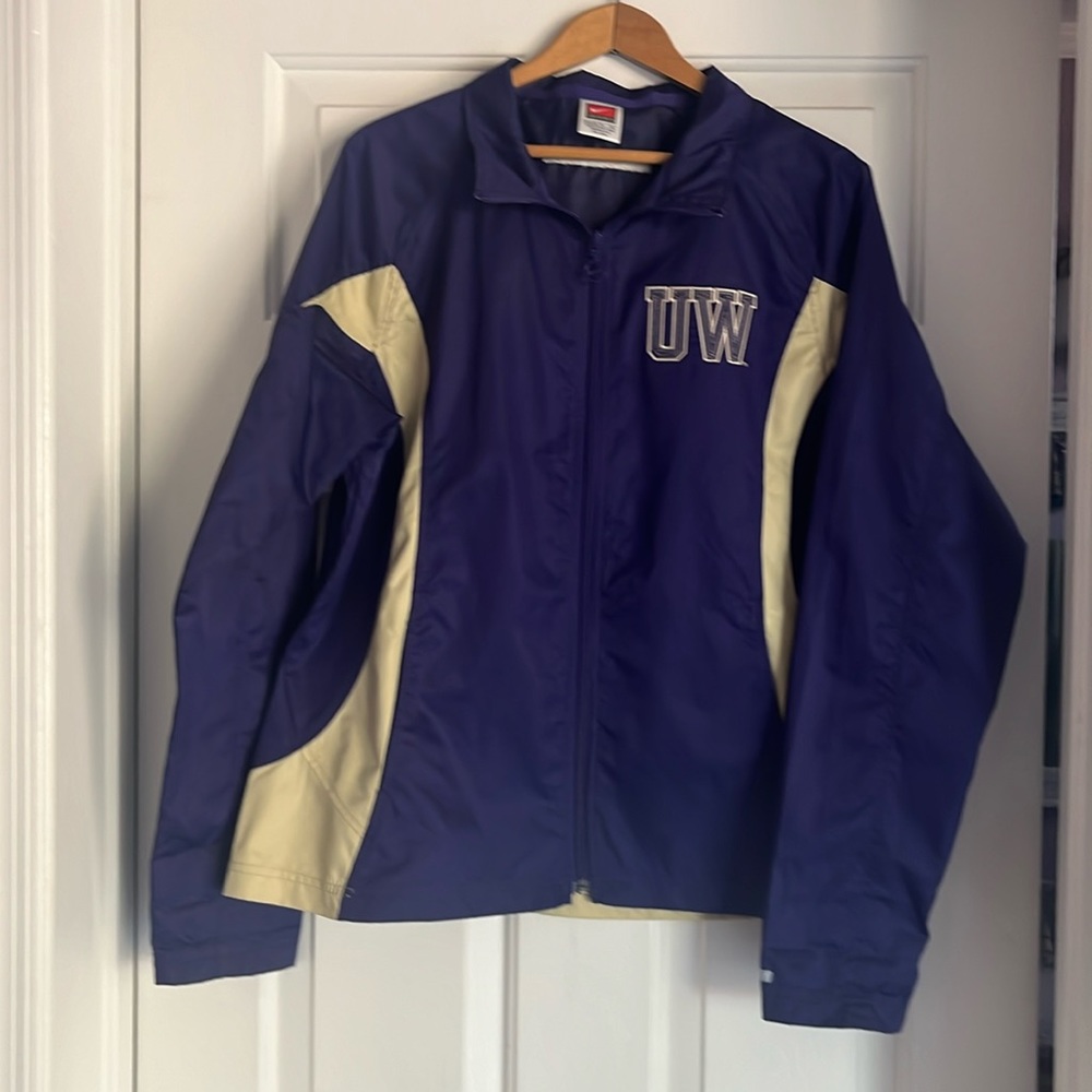 EUC Nike University of Washington Windbreaker